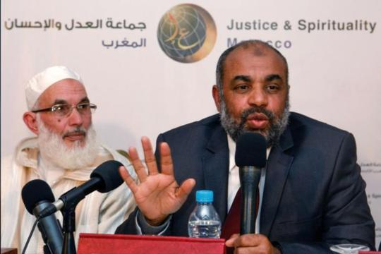 عزف منفرد خارج السرب.. “العدل والإحسان” تكرر أسطوانة المقاطعة وتدير ظهرها للمسار الديمقراطي